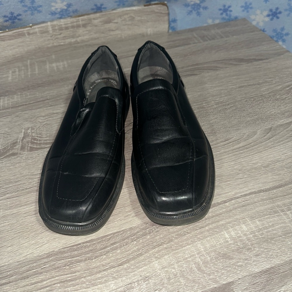 Covington Black Leather Loafers